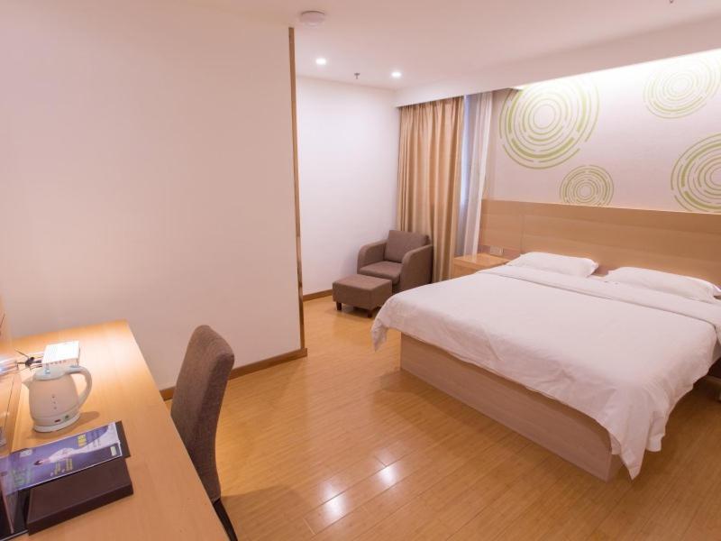 Greentree Inn Jiangxi Fuzhou Gandong Bridge Express Hotel Εξωτερικό φωτογραφία