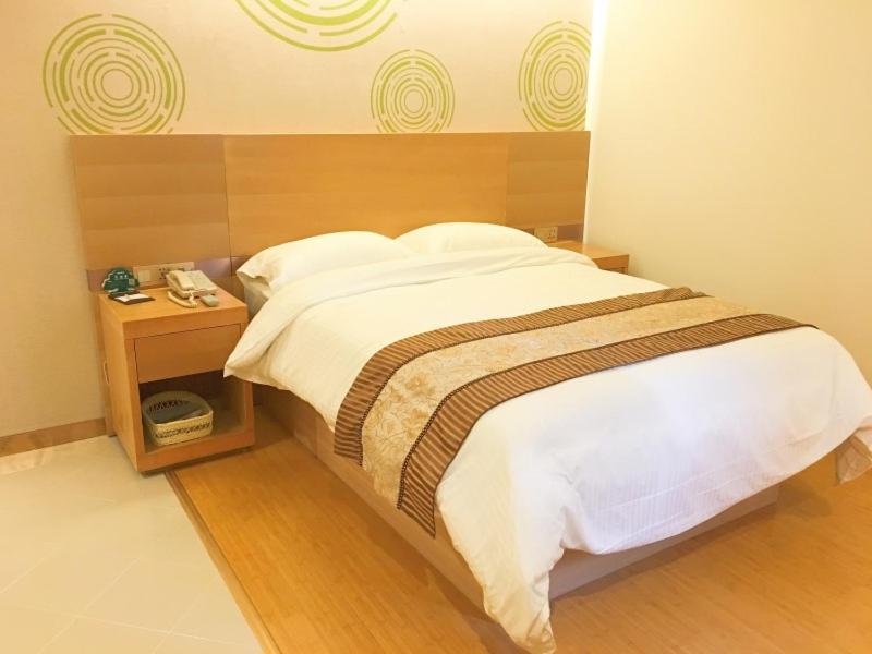 Greentree Inn Jiangxi Fuzhou Gandong Bridge Express Hotel Εξωτερικό φωτογραφία