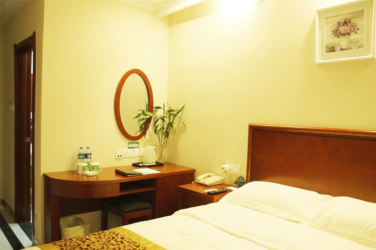 Greentree Inn Jiangxi Fuzhou Gandong Bridge Express Hotel Εξωτερικό φωτογραφία